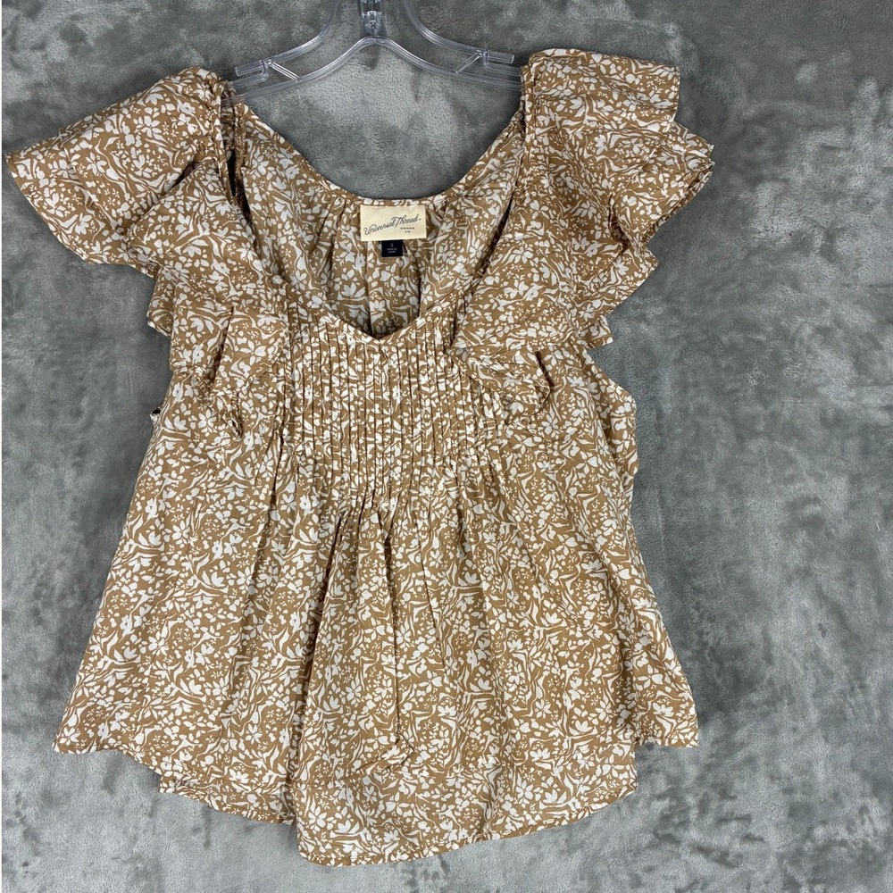Universal Thread Women Tan White Floral Flutter Sleeve Pin Tuck Blouse Small